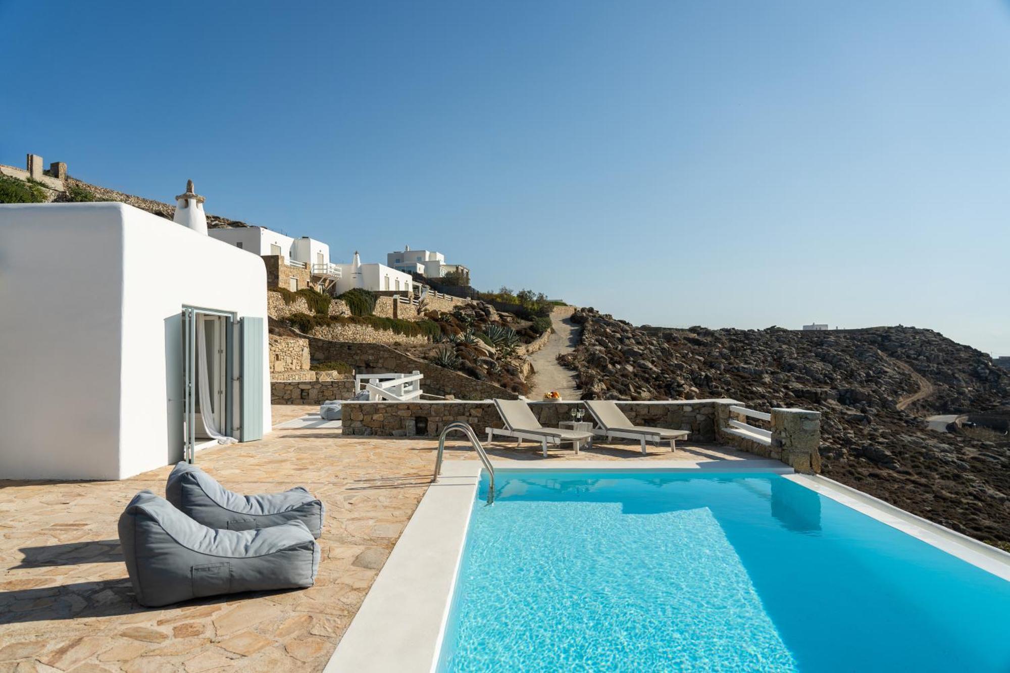 Crystal By Mykonos Mood *