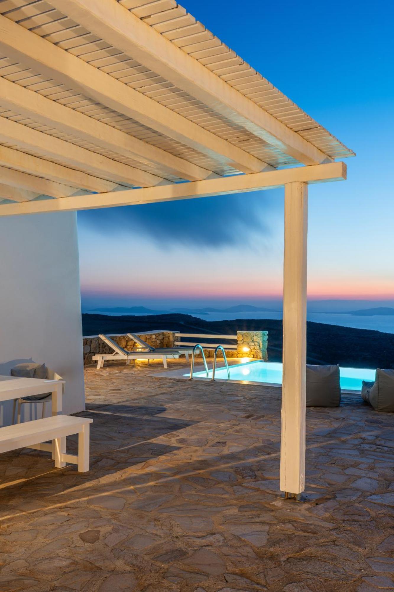 Crystal By Mykonos Mood *